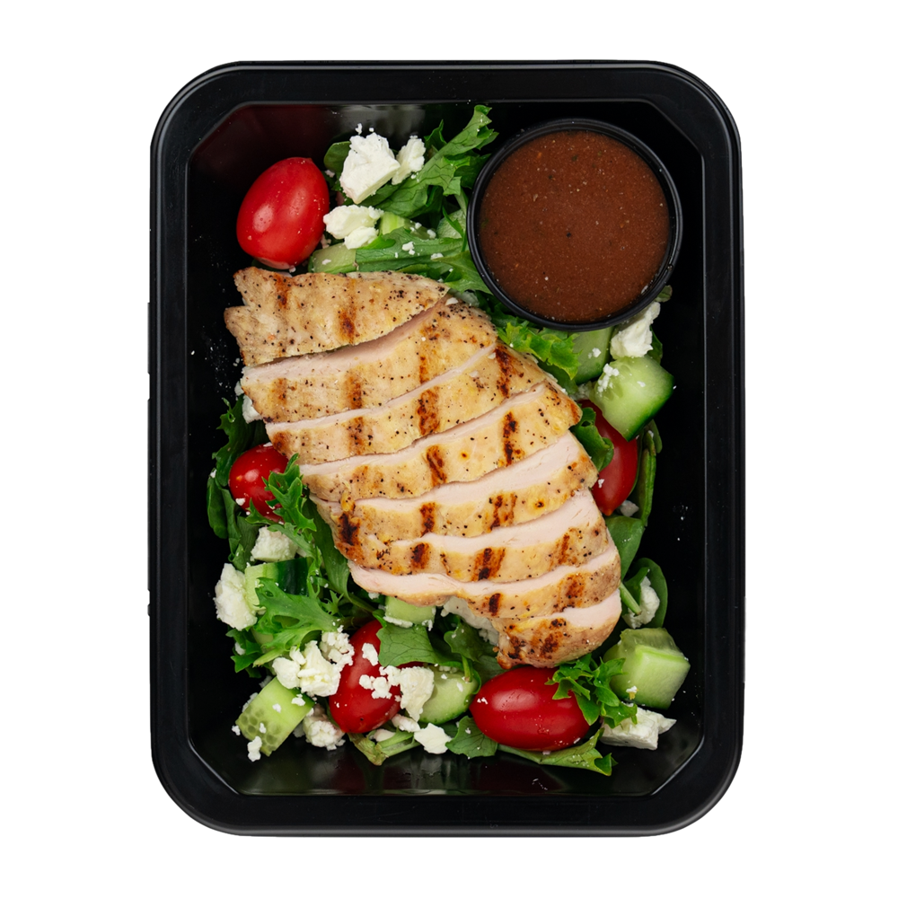 Mediterranean Salad with Grilled Chicken