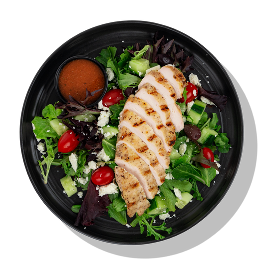 Mediterranean Salad with Grilled Chicken